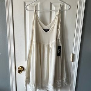 NWT Lulus dress size Small